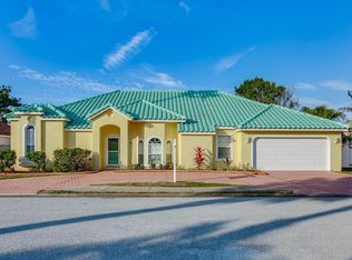 226 Seaview St, Melbourne Beach, FL 32951