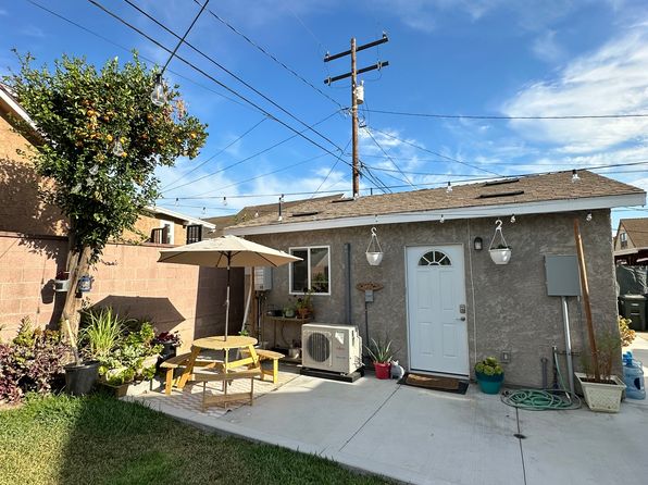 13120 Woodridge Ave