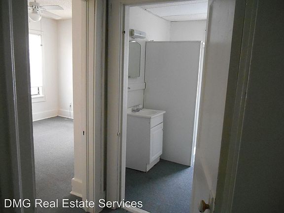 3rd image of 765 Jenkins Ave APT 5