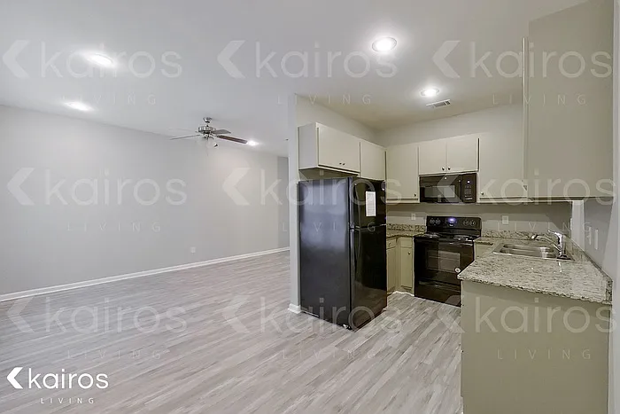 2103 Perry St #A — Photo 7