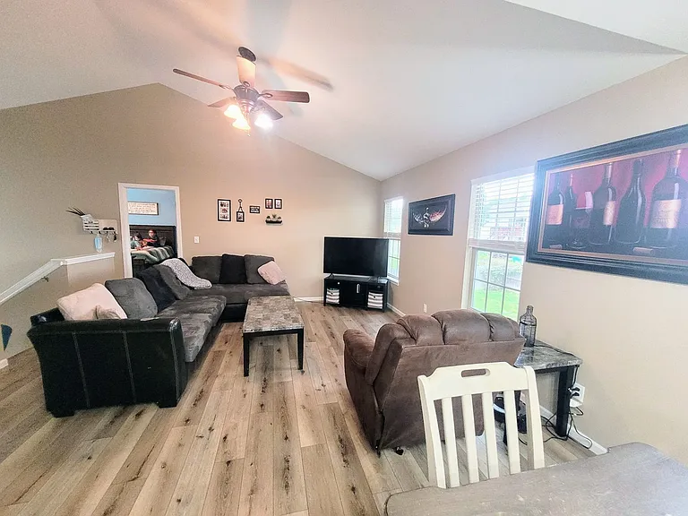 22929 Revelation Rd — Photo 9