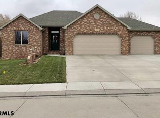 2325 Lariat Loop Dr, Gering, NE 69341