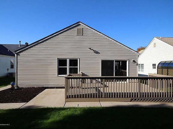 5th image of 63 Narberth Way
