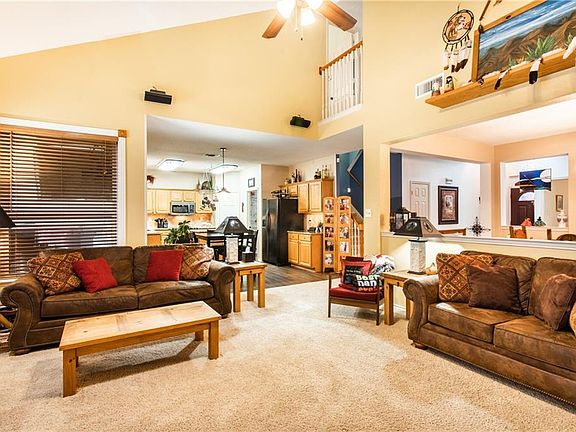 5th image of 4507 Saint Andrews Dr