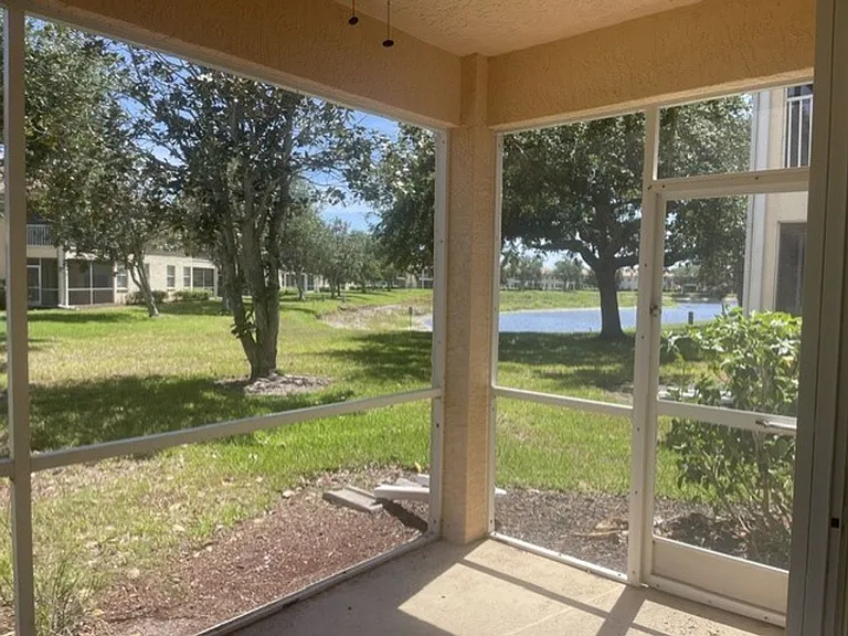 4270 Vicenza Dr #B40 — Photo 13
