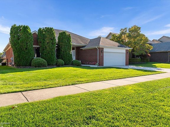 3rd image of 16184 Nathan Dr