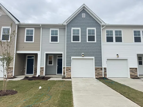 233 Lily Patch Ln, Smithfield, NC 27577