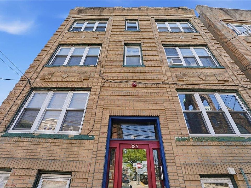 1st image of 386 BERGEN AVE