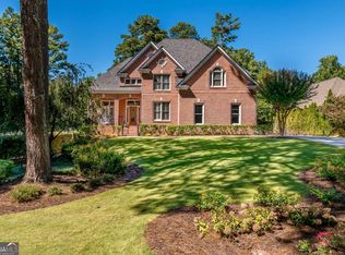 2454 Fairoaks Rd, Decatur, GA 30033