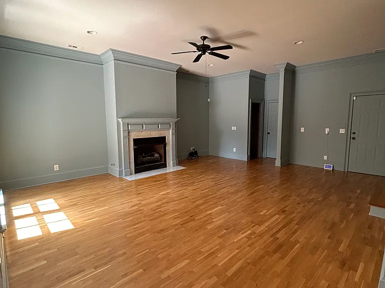 8 Rivoli Ln — Photo 8