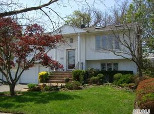 3070 Hewlett Ave, Merrick, NY 11566