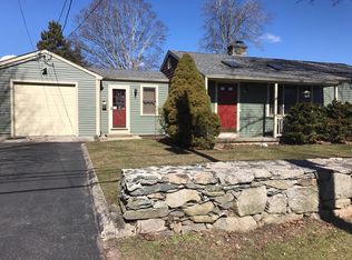 215 Bay View Ave, Bristol, RI 02809