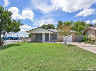 5900 Sandwick Dr, San Antonio, TX 78238
