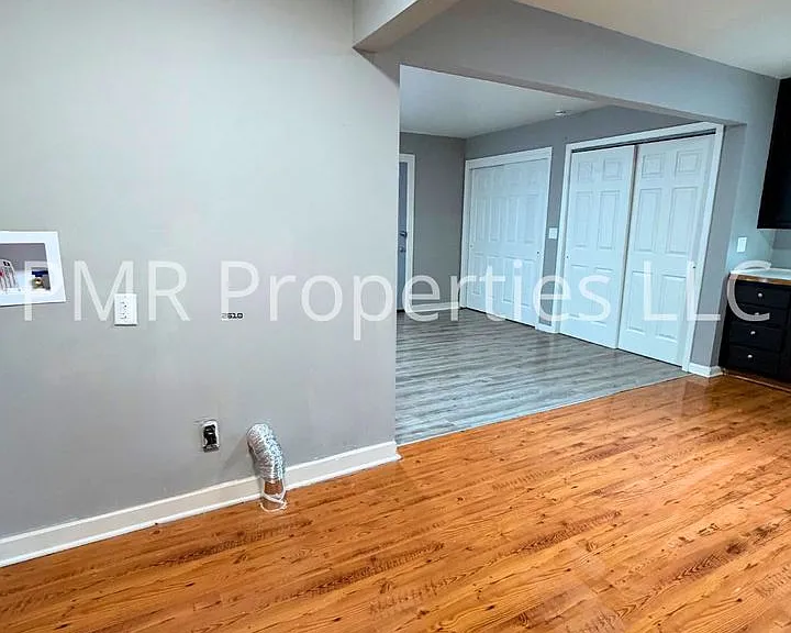 2115 Avenue M — Photo 9