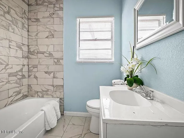 7576 Calvin St — Photo 4