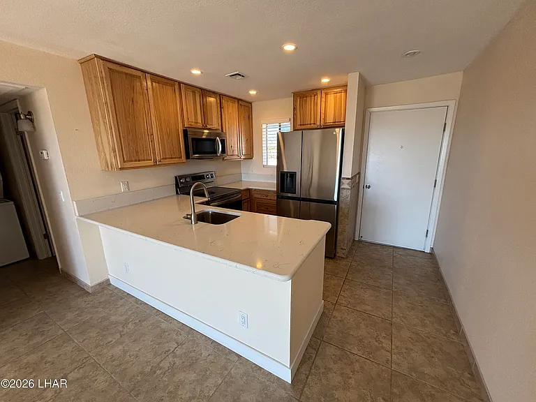 1720 Bahama Ave #B-7 — Photo 6