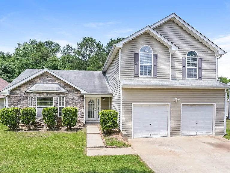 4063 Percheron Ln — Photo 1