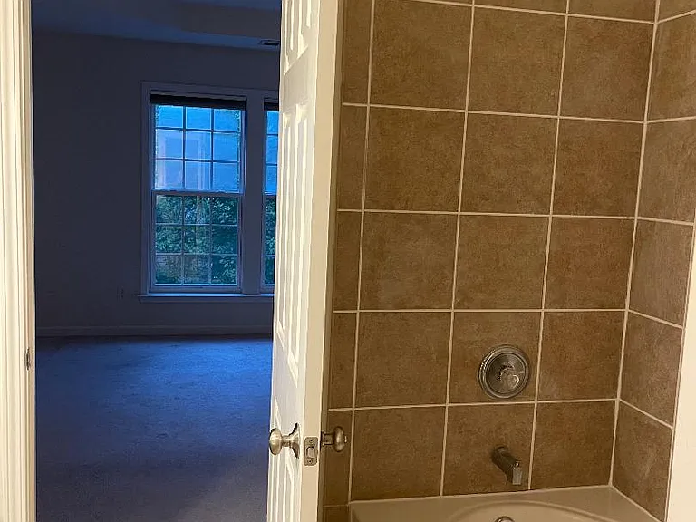 3648 Postwaite Cir — Photo 11