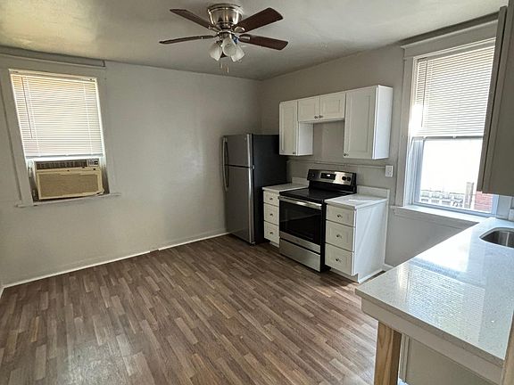 2nd image of 3617-3619 Gasconade St #3619-1F