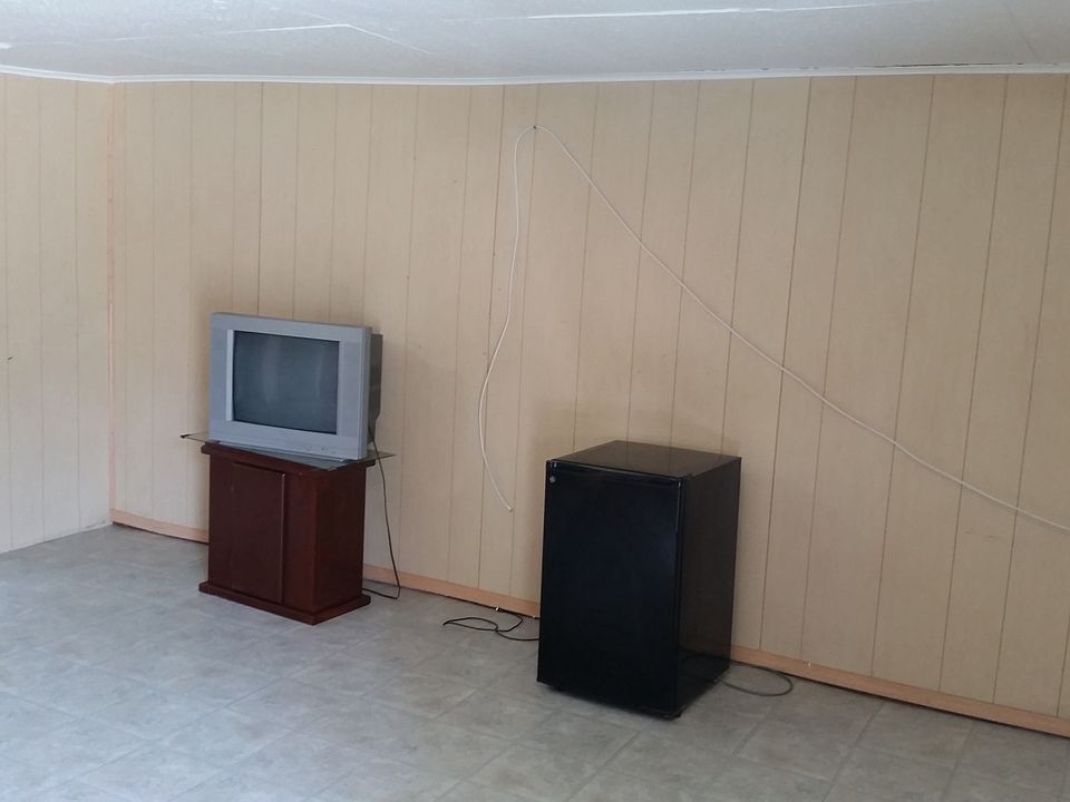 1st image of 2060 Sere St