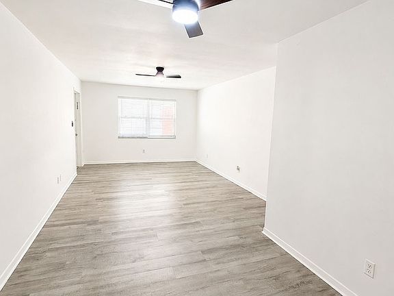 4th image of 3100 36th St N APT 21