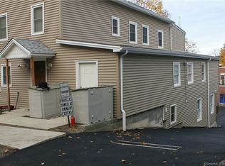 7 Foster St, Danbury, CT 06810