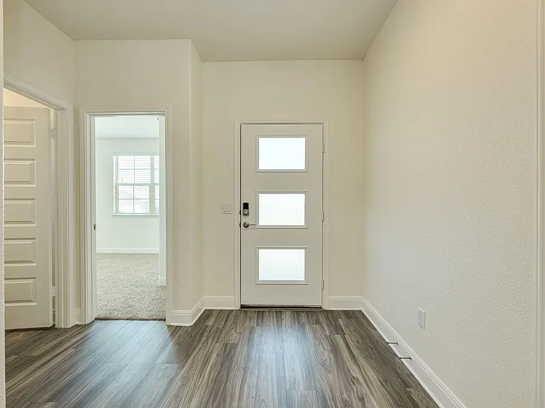 17813 Bassano Ave — Photo 25