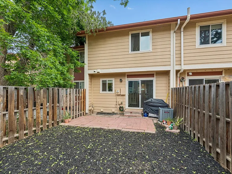 11604 Community Center Dr #8 — Photo 22