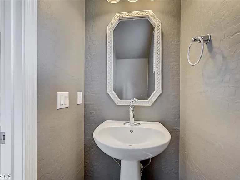 11234 Almador Vista Ct — Photo 21