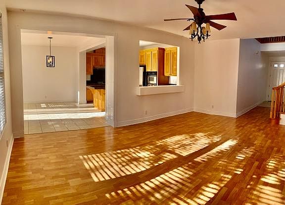 4th image of 530 Calle Buena Vis