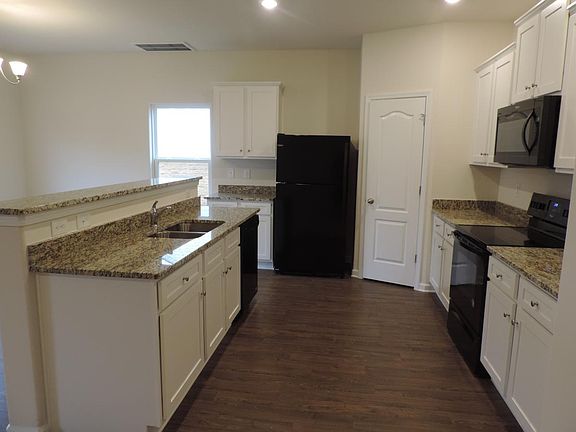 3rd image of 7202 Cuddington Dr
