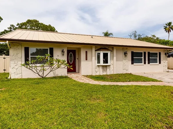 2515 Briarwood Ct, Clearwater, FL 33761