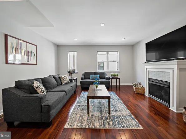 1304 S Hancock St, Philadelphia, PA 19147