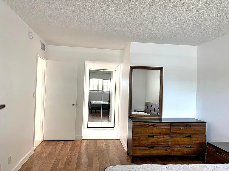 2751 S Palm Aire Dr #107 — Photo 13