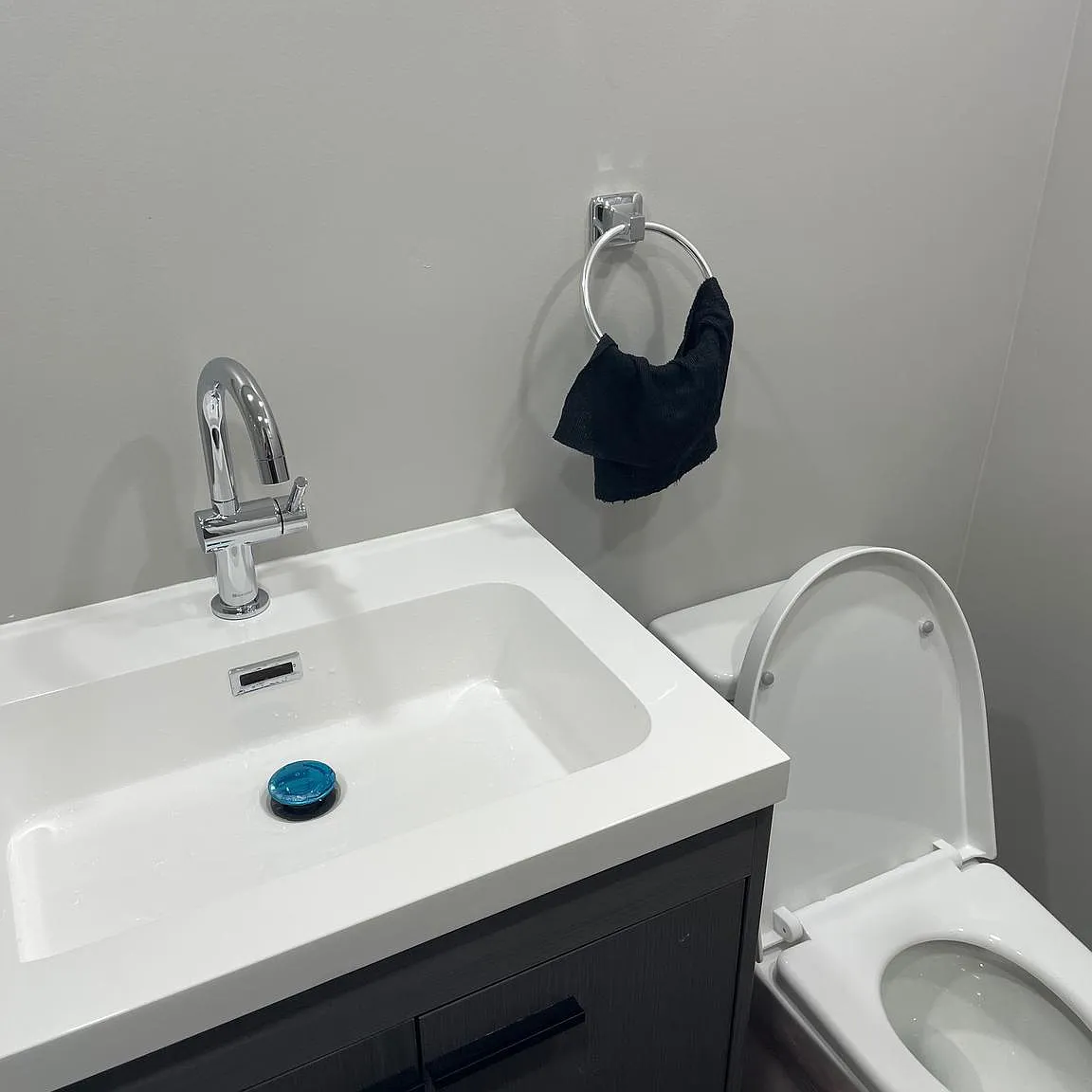 1 bed, 2260 sqft, $1,400 — Photo 4