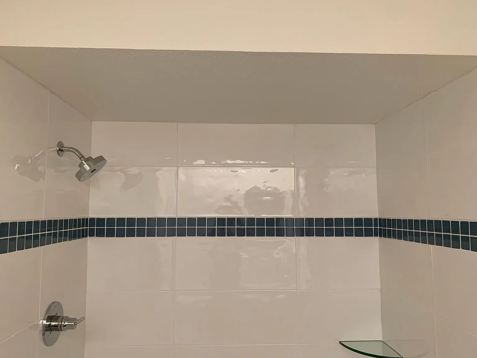 3 bed, 1728 sqft, $1,900 — Photo 2
