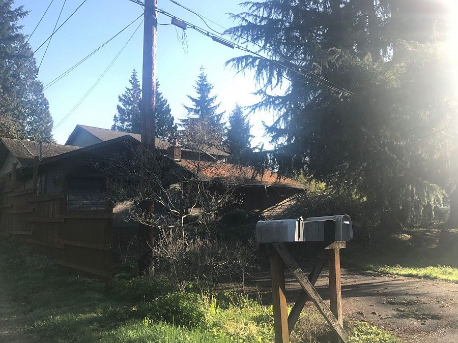 2nd image of 6219 193rd St SW