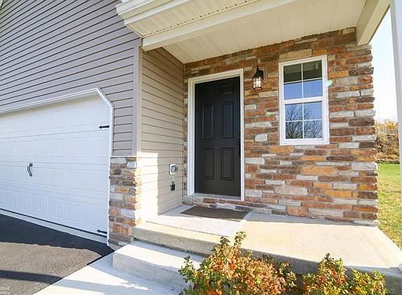 2nd image of 140 Walker Dr Lot 18