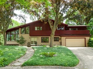 705 Weaver Cir, Kalamazoo, MI 49006