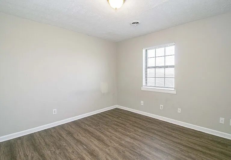 404-20 Thompsonville Ln — Photo 10
