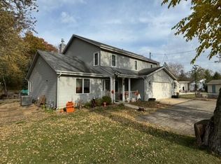 3015 Cottonwood Ct, Burlington, WI