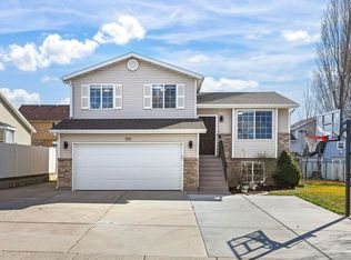 759 W 1580 N, Clinton, UT 84015