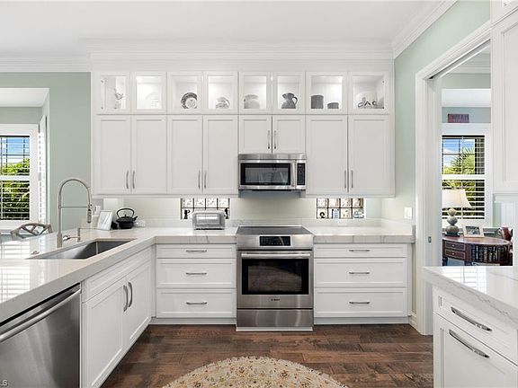 3rd image of 710 Bentwater CIR #204