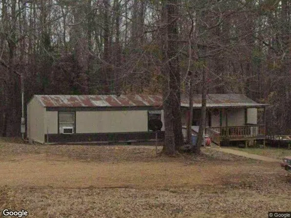 2165 Roy Seay Rd, Selmer, TN 38375