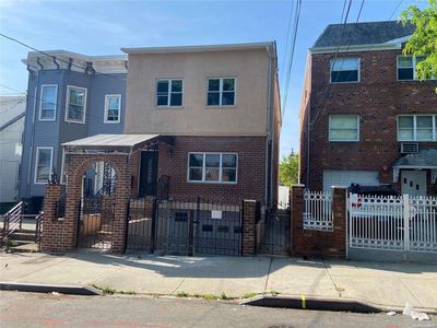 94-44 46 Avenue, Flushing, NY, 11373
