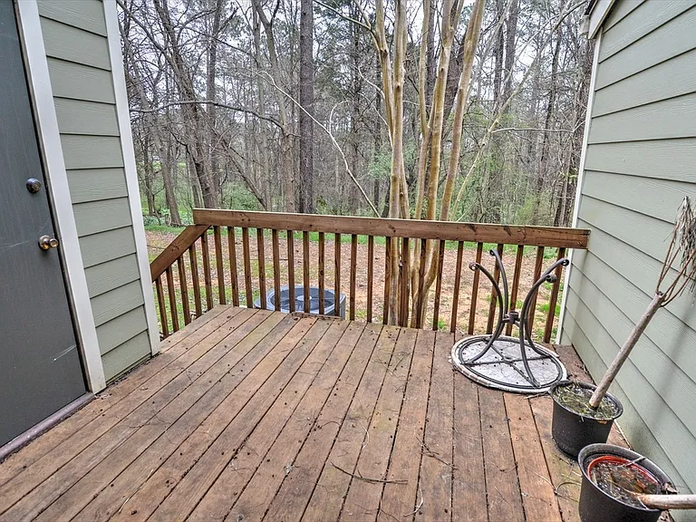 114 Beechwood Dr — Photo 14