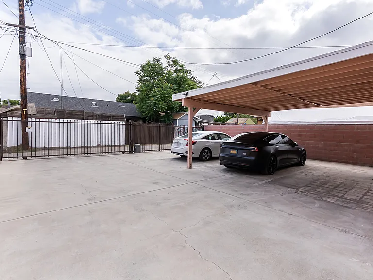 145 E Gage Ave #145 — Photo 24
