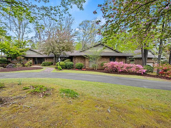 5th image of 519 Huntington Rd