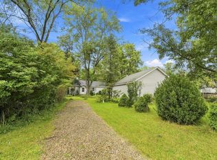 427 S Mayhew St, New Buffalo, MI 49117