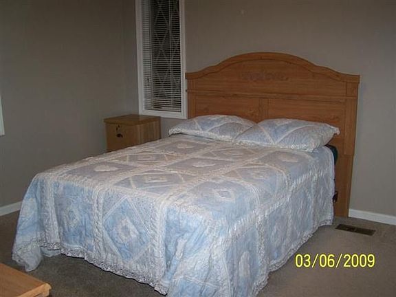 3rd image of 1115 Colonial Dr